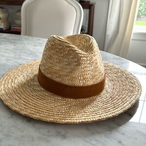 NWT Gigi Pip Isla hat One Size